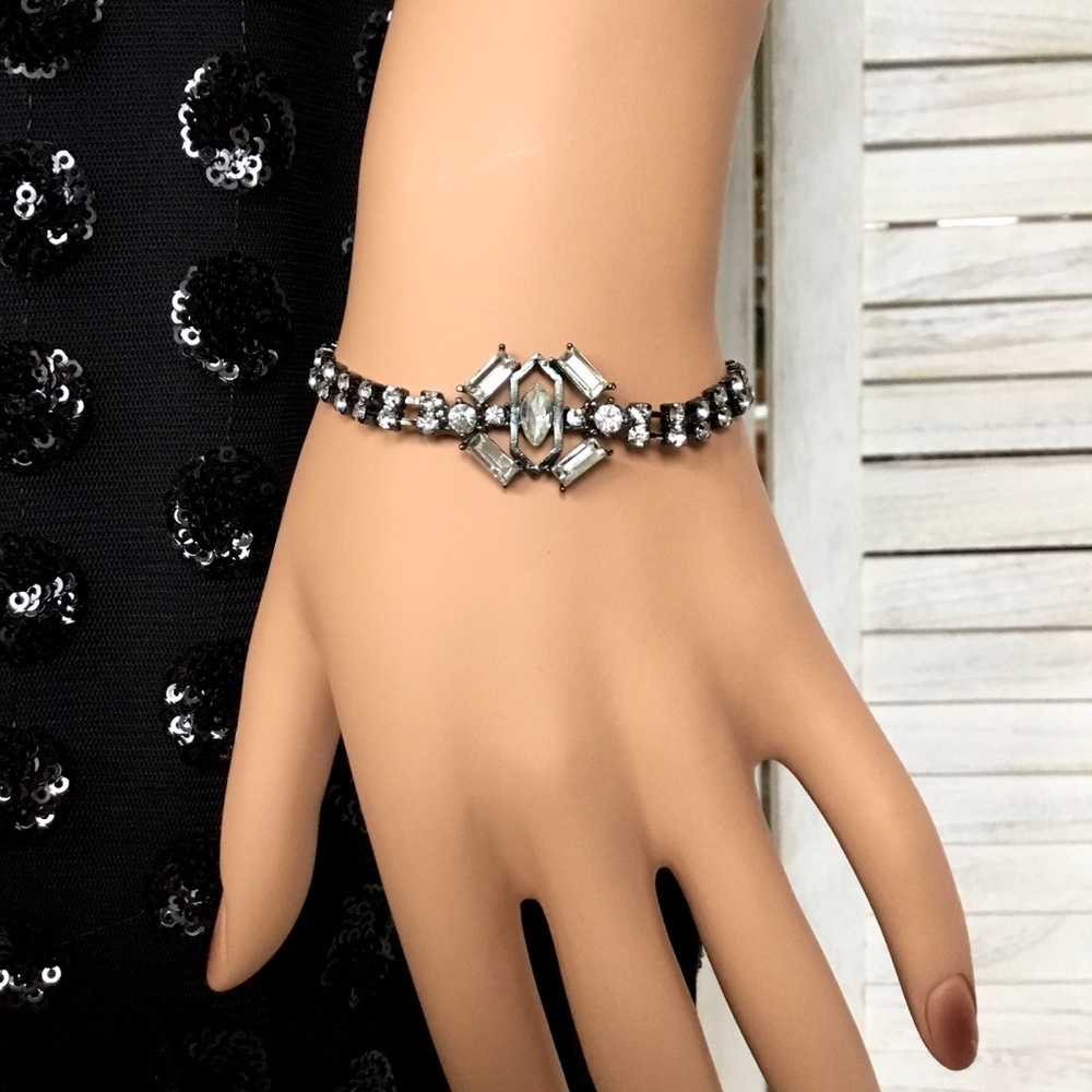 Express Sparkly Rhinestone Bracelet - Picture 2 of 7